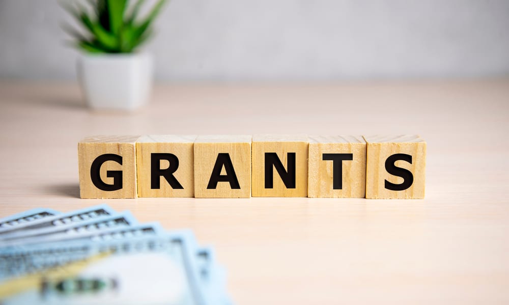 Find Money for College Grants for Colleges and Universities